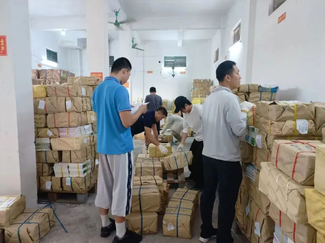 Ϊ��ѧ�������������»����ȫ�����ϡ���ǰ���顱��